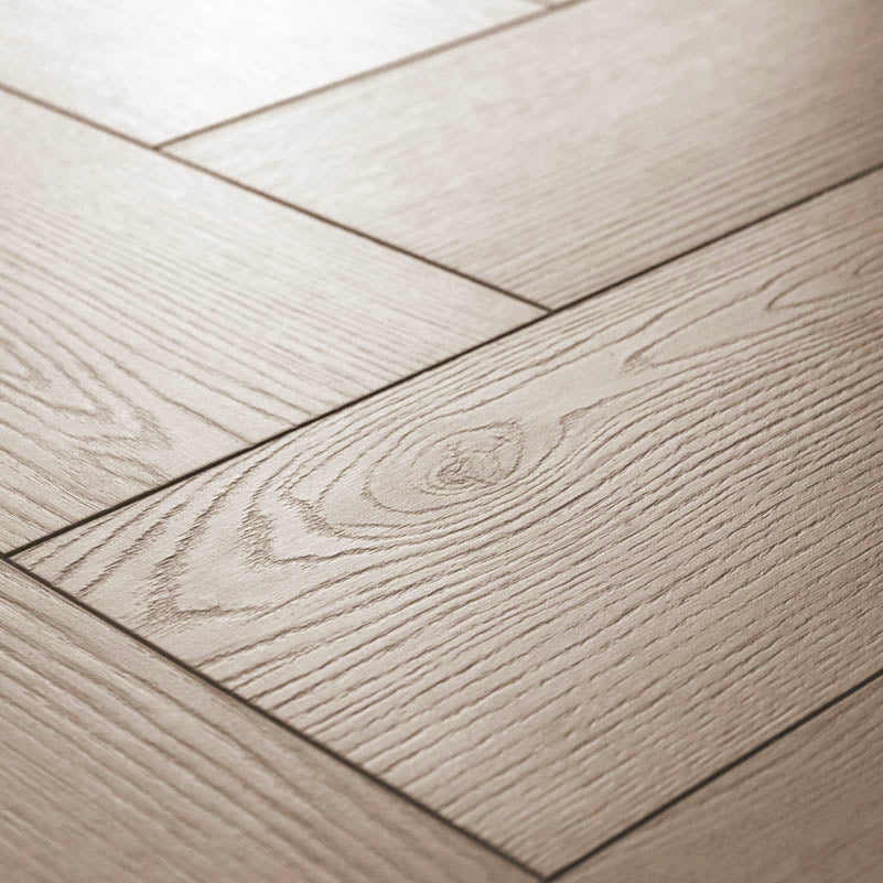 Ламиниран паркет Herringbone №0272 AC5/33 8mm